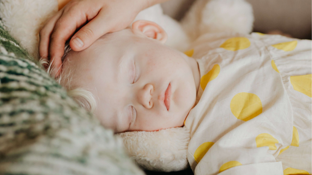 How to Maintain Your Baby’s Sleep Schedule While Travelling